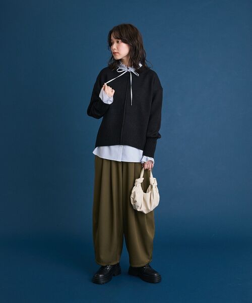 Green Parks(グリーンパークス)の「ウエストタックイージーパンツ(その他パンツ・レディース・カーキ/ブラック/チャコールグレー・FREE)」の13枚目の写真