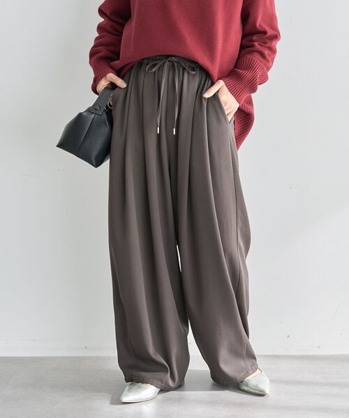 Green Parks(グリーンパークス)の「ウエストタックイージーパンツ(その他パンツ・レディース・カーキ/ブラック/チャコールグレー・FREE)」の14枚目の写真