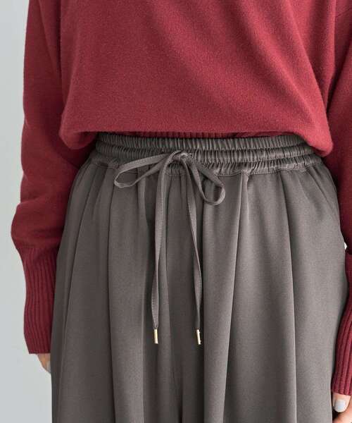 Green Parks(グリーンパークス)の「ウエストタックイージーパンツ(その他パンツ・レディース・カーキ/ブラック/チャコールグレー・FREE)」の15枚目の写真