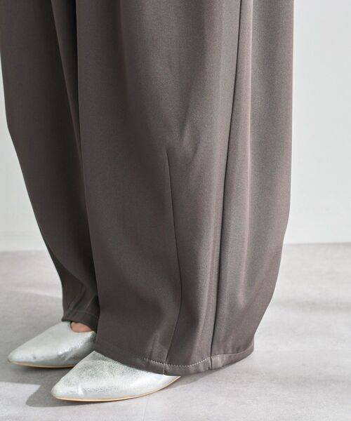 Green Parks(グリーンパークス)の「ウエストタックイージーパンツ(その他パンツ・レディース・カーキ/ブラック/チャコールグレー・FREE)」の18枚目の写真