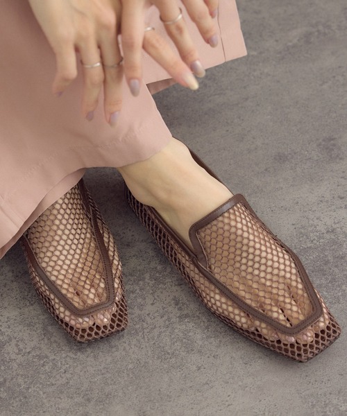 SALON adam et rope'（サロン アダム エ ロペ）の「【W S（ドゥーブル）】メッシュローファー（ローファー・レディース・ダークブラウン/ブラック・37.5/37/36.5/36）」の4枚目の写真
