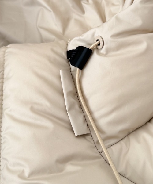 CANAL JEAN（キャナルジーン）の「El mar　パファーパーカーベスト（ダウンベスト・レディース・クリーム・ONE SIZE）」の15枚目の写真