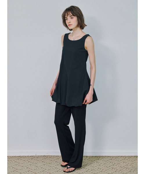 MARROT(マロット)の「バルーンミニドレス_ブラック(ワンピース・レディース・ブラック・SMALL/MEDIUM)」の3枚目の写真