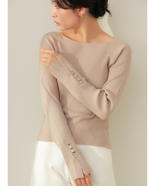 Te chichi（テチチ）の「【ZOZO限定】スクエアネック袖ボタンリブニットプルオーバー（ニット/セーター・レディース・ブルー/クリーム/チャコールグレー/グリーン/ホワイト/グレー/オフホワイト/ベージュ/レッド/ブラック・F）」の6枚目の写真