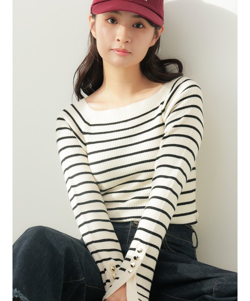 Te chichi（テチチ）の「【ZOZO限定】スクエアネック袖ボタンリブニットプルオーバー（ニット/セーター・レディース・ブルー/クリーム/チャコールグレー/グリーン/ホワイト/グレー/オフホワイト/ベージュ/レッド/ブラック・F）」の7枚目の写真