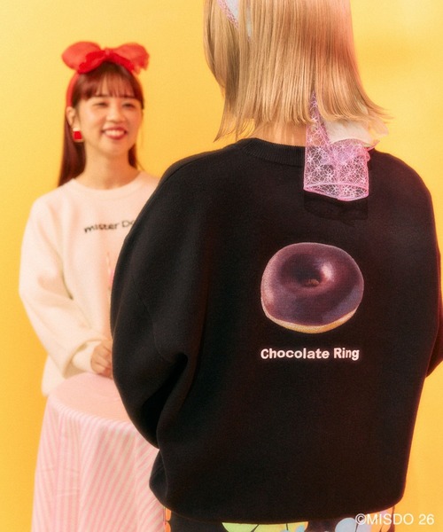 LEPSIM(レプシィム)の「【Mister Donut】12ゲージドーナツプルオーバー 627321(ニット/セーター・レディース・アイボリー/ブラック・FREE)」の2枚目の写真