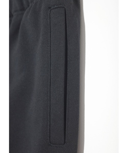 NISHIMOTO IS THE MOUTH（ニシモト イズ ザ マウス）の「WIDE SWEAT PANTS | NISHIMOTO IS THE MOUTH（スウェット・メンズ・ホワイト/ブラック・L/XL/S/M）」の4枚目の写真