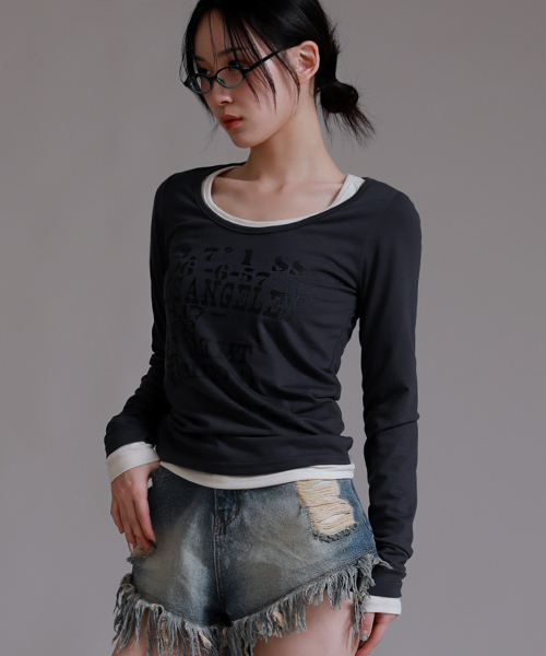 LIKE THE MOST(ライクザモースト)の「23.7 レタリングUネックTシャツ_チャコール(Tシャツ/カットソー・レディース・その他・S/M/L)」の4枚目の写真