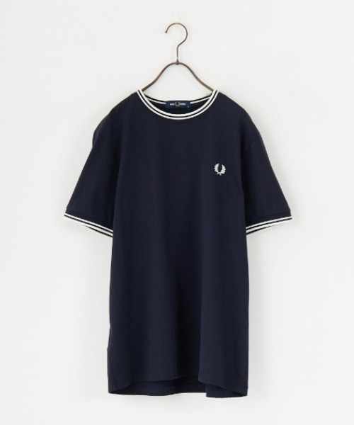 FRED PERRY（フレッドペリー）の「[FRED PERRY/フレッドペリー] ツインティップライン ワンポイントロゴ刺繍Tシャツ M1588V（Tシャツ/カットソー・レディース・ダークグリーン/モスグリーン/キナリ/キャメル/ワイン/サックスブルー/ダークグレー/ブラック系/ネイビー系/ホワイト/ネイビー/ブラック・L/M/S/XS/XL）」の13枚目の写真