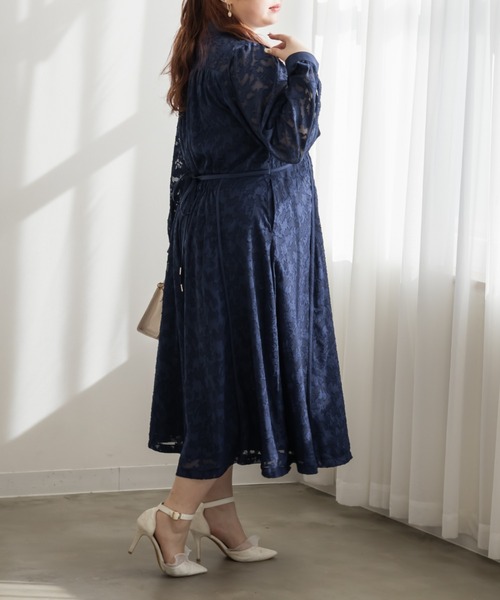 CLETTE(クレット)の「CLETTEオリジナルパイピングデザインシアー花柄ワンピース(ワンピース・レディース・ブルー/ネイビー/ラベンダー・4L/3L/LL)」の6枚目の写真