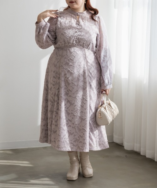 CLETTE(クレット)の「CLETTEオリジナルパイピングデザインシアー花柄ワンピース(ワンピース・レディース・ブルー/ネイビー/ラベンダー・4L/3L/LL)」の10枚目の写真