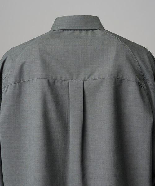 MAISON SPECIAL(メゾンスペシャル)の「《UNISEX》NISHIKAWA KEORI Prime-Over Wool Curve Shirt/NISHIKAWA KEORI プライムオーバーウールカーブシャツ【MAISON SPECIAL/メゾンスペシャル】■セットアップ対応■(シャツ/ブラウス・メンズ・ブラック/グレイッシュベージュ/カーキ・0/1/2)」の21枚目の写真