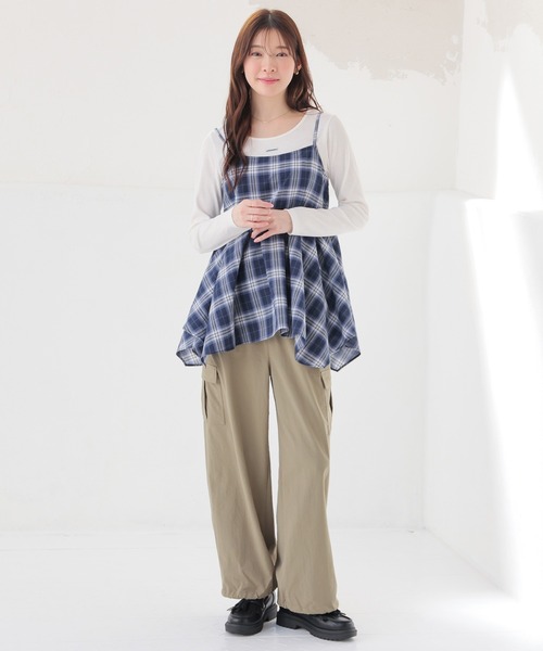 Honeys(ハニーズ)の「イレヘムキャミブラウス(シャツ/ブラウス・レディース・ネイビー系/ベージュ系その他/ホワイト系その他・S/M/LL/L)」の14枚目の写真