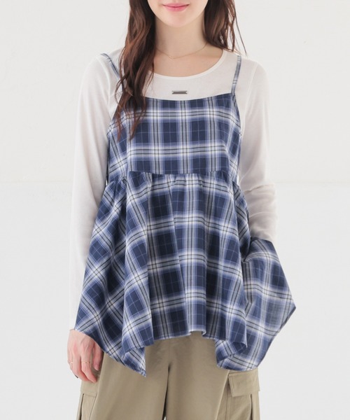 Honeys(ハニーズ)の「イレヘムキャミブラウス(シャツ/ブラウス・レディース・ネイビー系/ベージュ系その他/ホワイト系その他・S/M/LL/L)」の15枚目の写真