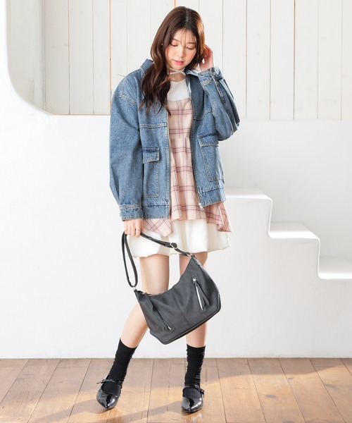 Honeys(ハニーズ)の「イレヘムキャミブラウス(シャツ/ブラウス・レディース・ネイビー系/ベージュ系その他/ホワイト系その他・S/M/LL/L)」の17枚目の写真