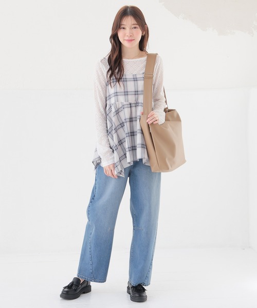 Honeys(ハニーズ)の「イレヘムキャミブラウス(シャツ/ブラウス・レディース・ネイビー系/ベージュ系その他/ホワイト系その他・S/M/LL/L)」の20枚目の写真