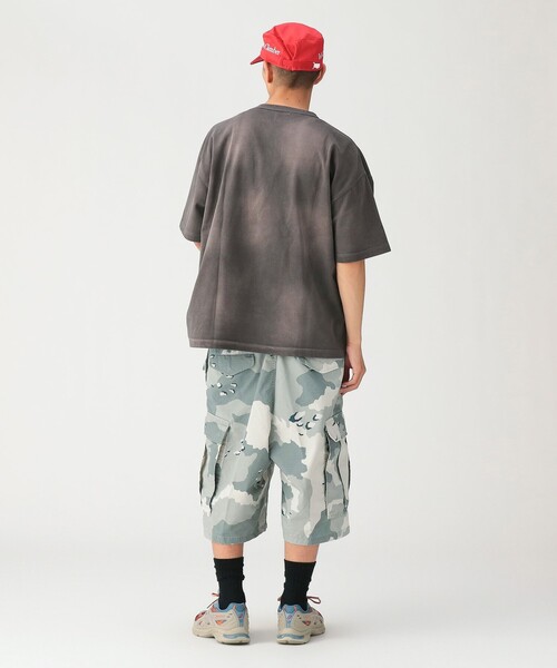 BEAMS(ビームス)の「スーベニア Tシャツ【ワイドフィット】(Tシャツ/カットソー・メンズ・ネイビー/チャコールグレー/ブラック・XL/L/M/S)」の17枚目の写真
