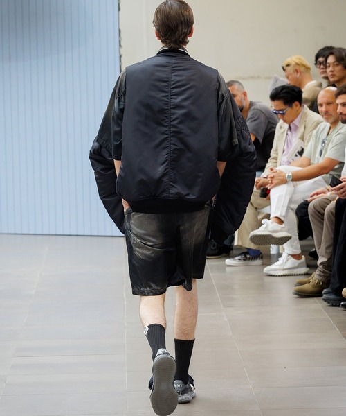 Maison MIHARA YASUHIRO（メゾンミハラヤスヒロ）の「【MIHARAYASUHIRO/ミハラヤスヒロ】BACK VEST BOMBER JACKET（MA-1・メンズ・カーキ/ブラック・48/46/44）」の12枚目の写真