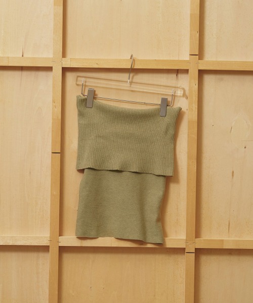 TODAYFUL（トゥデイフル）の「Seamless Offshoulder Knit（ニット/セーター・レディース・ライトグリーン/ブラウン/ブラック・FREE）」の11枚目の写真