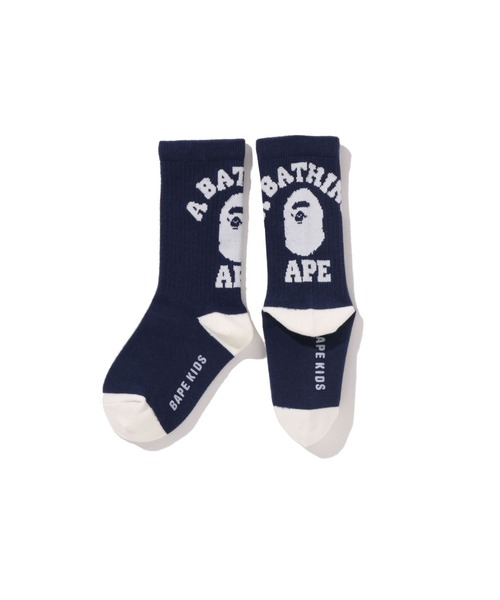 A BATHING APE(アベイシングエイプ)の「COLLEGE RIB SOCKS(ソックス/靴下・キッズ・グレー/ネイビー/ホワイト・MEDIUM/LARGE/SMALL)」の1枚目の写真