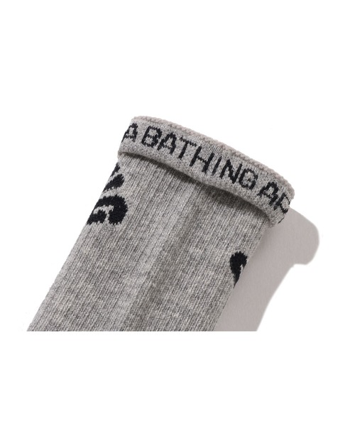 A BATHING APE(アベイシングエイプ)の「COLLEGE RIB SOCKS(ソックス/靴下・キッズ・グレー/ネイビー/ホワイト・MEDIUM/LARGE/SMALL)」の5枚目の写真