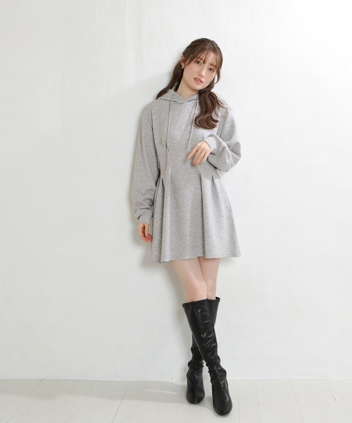 ASTORIA ODIER（アストリアオディール）の「スフレタッチミニパーカーワンピース（ワンピース・レディース・ラベンダー/アイボリー/ライトグレー・MEDIUM）」の7枚目の写真