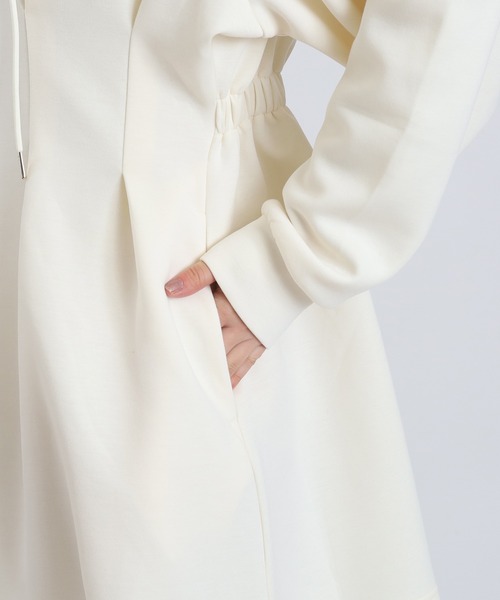 ASTORIA ODIER（アストリアオディール）の「スフレタッチミニパーカーワンピース（ワンピース・レディース・ラベンダー/アイボリー/ライトグレー・MEDIUM）」の16枚目の写真