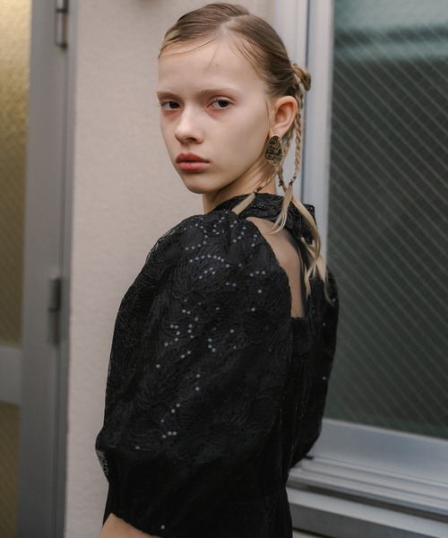 et.UNiVER(エトユニベール)の「Luce lace dress(ドレス・レディース・グレー/ブラック/グリーン・SMALL/MEDIUM/LARGE)」の17枚目の写真