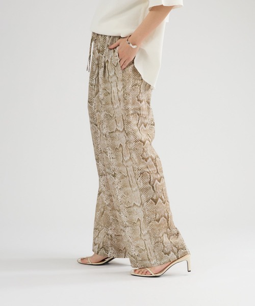 Chaos（カオス）の「Chaos(カオス)/◇3/4坪田あさみさんIGLIVE紹介アイテム◇ エッセンシャリーパンツ（その他パンツ・レディース・ベージュ・FREE）」の6枚目の写真