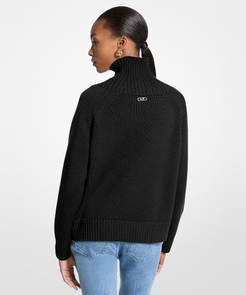 MICHAEL KORS(マイケルコース)の「ウール タートルネック セーター(ニット/セーター・レディース・ブラック・XXS/S/XS)」の4枚目の写真
