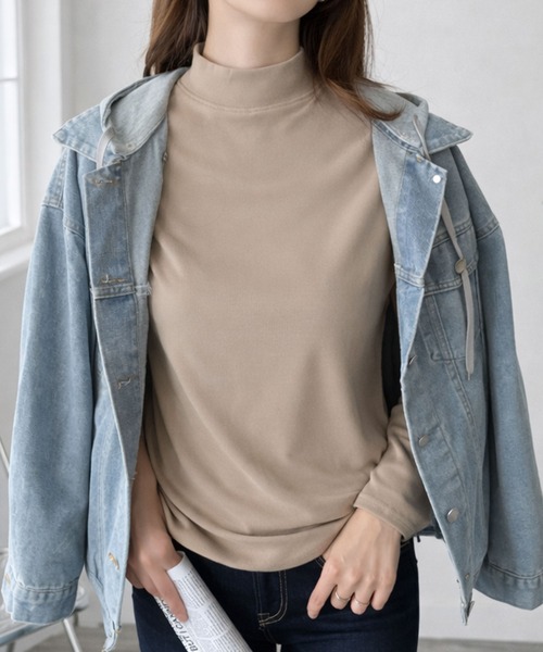 Amulet(アミュレット)の「さりげない肌なじみと上品さ♪ ソフトタッチハイネックトップス(Tシャツ/カットソー・レディース・パープル/ブラック/ブラウン/イエロー/ホワイト/ベージュ・FREE)」の4枚目の写真