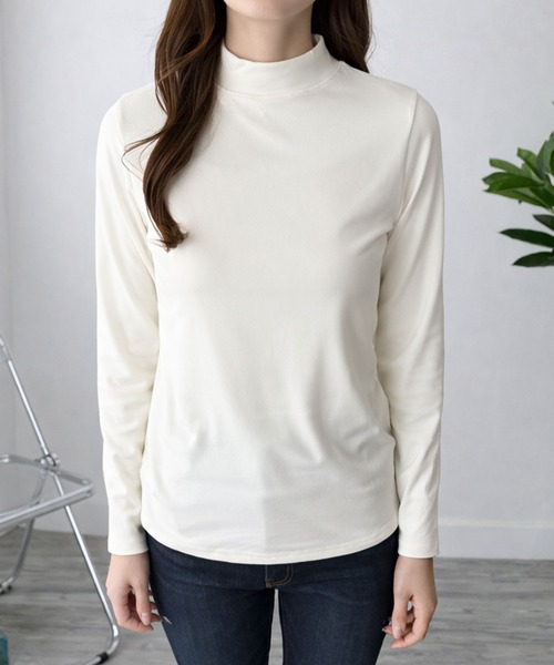 Amulet(アミュレット)の「さりげない肌なじみと上品さ♪ ソフトタッチハイネックトップス(Tシャツ/カットソー・レディース・パープル/ブラック/ブラウン/イエロー/ホワイト/ベージュ・FREE)」の2枚目の写真