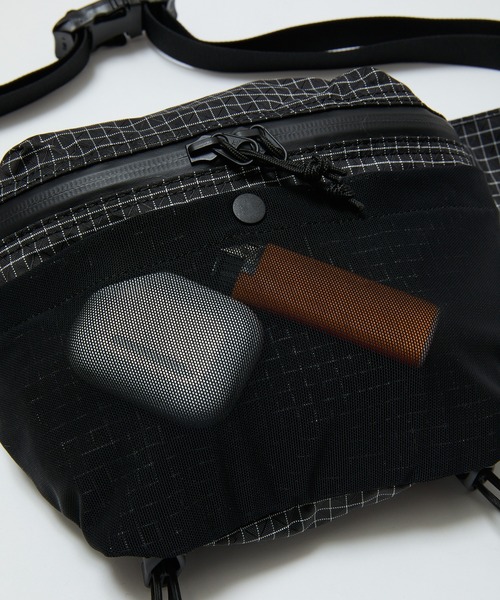 Speakeasy(スピークイージー)の「BAL / SPEAKEASY HIP BAG(ボディバッグ/ウエストポーチ・メンズ・ブラック/ブラック×ホワイト・FREE)」の17枚目の写真
