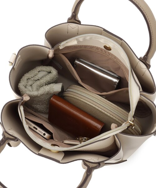 SHOO・LA・RUE(シューラルー)の「ハンドルリボンデザイントートバッグ(トートバッグ・レディース・ベージュ系4/ブラック/アイボリー系4・00)」の19枚目の写真