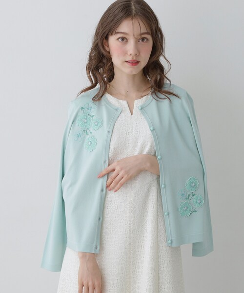 Sunauna（スーナウーナ）の「【SS～Lサイズ展開／フラワー刺繍】クラフトニットカーディガン（カーディガン/ボレロ・レディース・ライトグレー/ライトグリーン/ネイビー・34/38/40）」の11枚目の写真