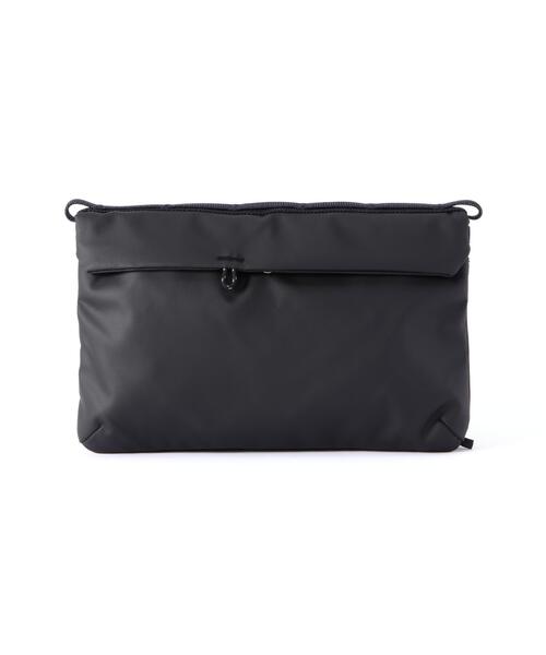 Topologie(トポロジー)の「Topologie/トポロジー Flat Sacoche Small フラット サコッシュ スモール【バッグ単体】(ショルダーバッグ・メンズ・グレー/ブラック・F)」の4枚目の写真