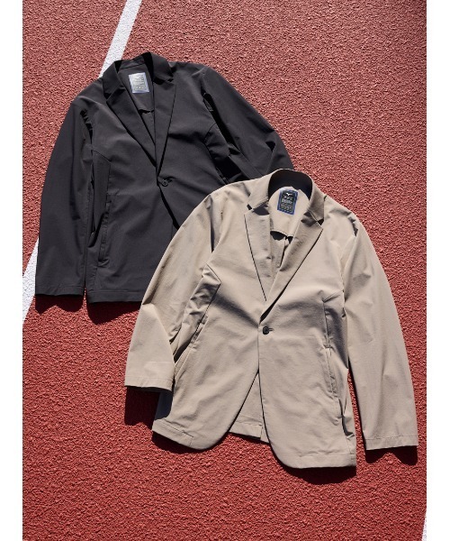 MIZUNO(ミズノ )の「【Mizuno | AOURE】DYNAMOTION FIT SETUP JACKET(テーラードジャケット・メンズ・ブラック/グレイッシュベージュ・SMALL/MEDIUM/LARGE/X-LARGE)」の9枚目の写真