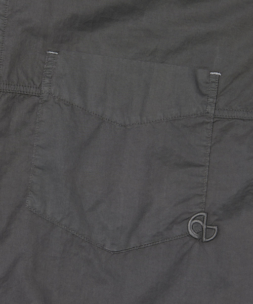 NOMANUAL（NOMANUAL）の「OVERDYED SHIRT - WASHED BLACK（シャツ/ブラウス・レディース・その他・MEDIUM/LARGE/SMALL）」の7枚目の写真