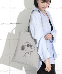 PEANUTS（ピーナッツ）の「"09"≪PEANUTS≫リバーシブル 1ポケット ナイロン 刺繍 トートバッグ（トートバッグ）」