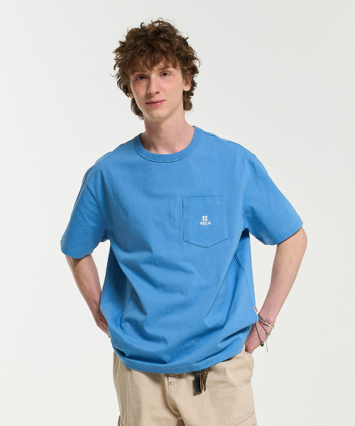 AECA(エイカ)の「EVERYDAY AECA CLOVER POCKET TEE-BLUE(Tシャツ/カットソー・レディース・その他・M/L/XL)」の2枚目の写真
