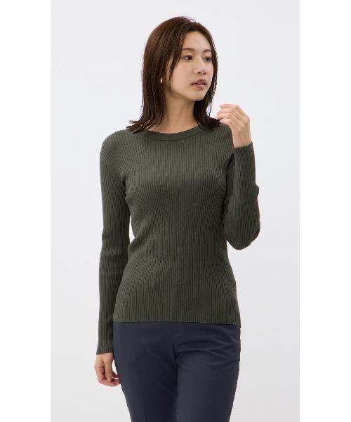AOYAMA(アオヤマ)の「クルーネックニットプルオーバー【長袖】(ニット/セーター・レディース・ブラウン/ブラック/グレー・L/LL/S/M)」の2枚目の写真