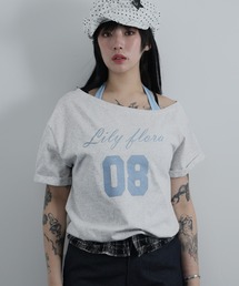 ホルターネック付きロゴデザインTシャツ