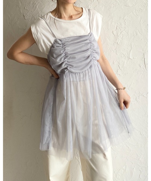 She's Closet(シーズクローゼット)の「シアーレイヤード バックリボン ペプラ ムチュールキャミソール チュニック(キャミソール・レディース・グレー/アイボリー/ブラック・FREE)」の8枚目の写真