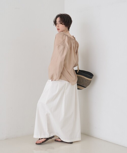 EMMA ROUGE VIF(エマルージュヴィフ)の「【一部店舗限定】バルーンスリーブシアーブラウス(シャツ/ブラウス・レディース・ブルー/ベージュ/ホワイト・フリー)」の9枚目の写真