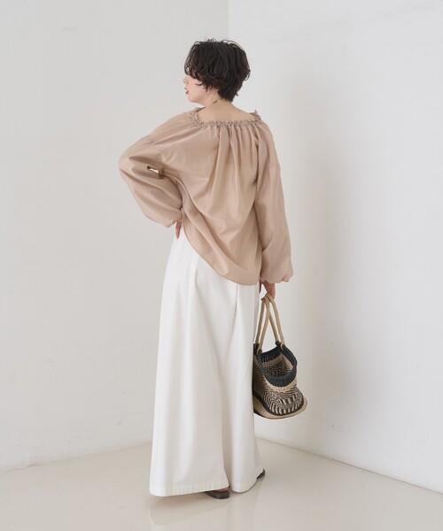EMMA ROUGE VIF(エマルージュヴィフ)の「【一部店舗限定】バルーンスリーブシアーブラウス(シャツ/ブラウス・レディース・ブルー/ベージュ/ホワイト・フリー)」の10枚目の写真