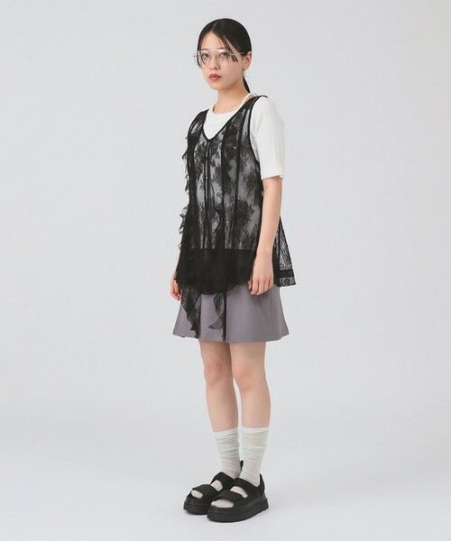 Ray BEAMS(レイビームス)の「レース ラッフル ロング ジレ(シャツ/ブラウス・レディース・ブラック/ピンク・ONE SIZE)」の20枚目の写真