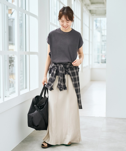 upperhights（アッパーハイツ）の「upper hights/アッパーハイツ 別注BIG NO SLEEVE TEE*（Tシャツ/カットソー・レディース・カーキ/ホワイト系その他/ブラック系その他/ベージュ・FREE）」の6枚目の写真