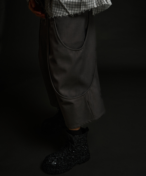 GOAT ESSENCE / ゴートエッセンス TUCK CURVE WIDE SHORTS（その他