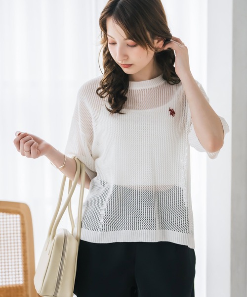 U.S. POLO ASSN.(ユーエスポロアッスン)の「U.S. POLO ASSN. ユーエスポロアッスン W's ワンポイントロゴ刺繍透かし編み半端袖プルオーバーニット(ニット/セーター・レディース・オフホワイト/ブラウン/ピンク/ブラック・M/L)」の1枚目の写真