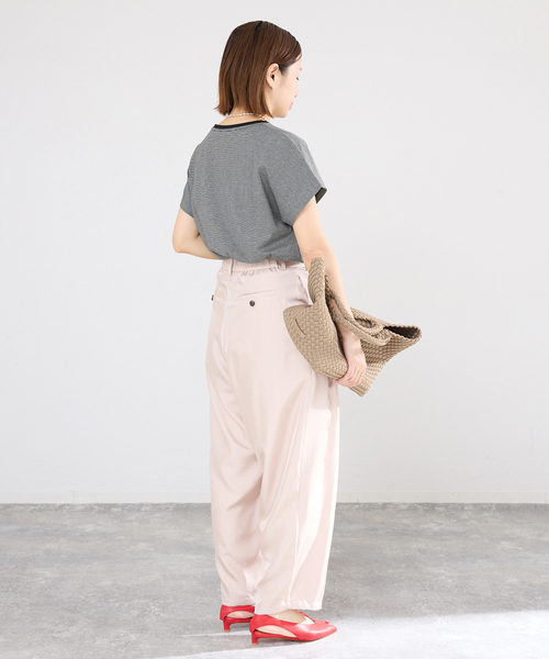 IENA（イエナ）の「ATON/エイトン SUVIN 60/2 CAP SLEEVE Tシャツ（Tシャツ/カットソー・レディース・ブラック系その他/チャコールグレー/ホワイト/ネイビー・FREE）」の15枚目の写真